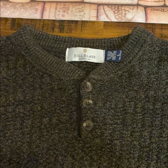 Mens large button crew neck sweater. - Picture 3 of 4